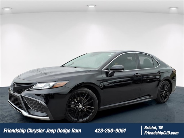 2022 Toyota Camry XSE's photo