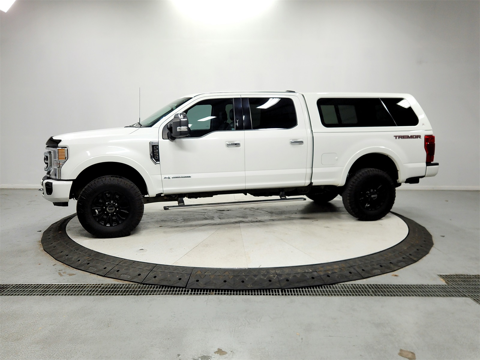 2021 Ford F-250 Platinum photo 3