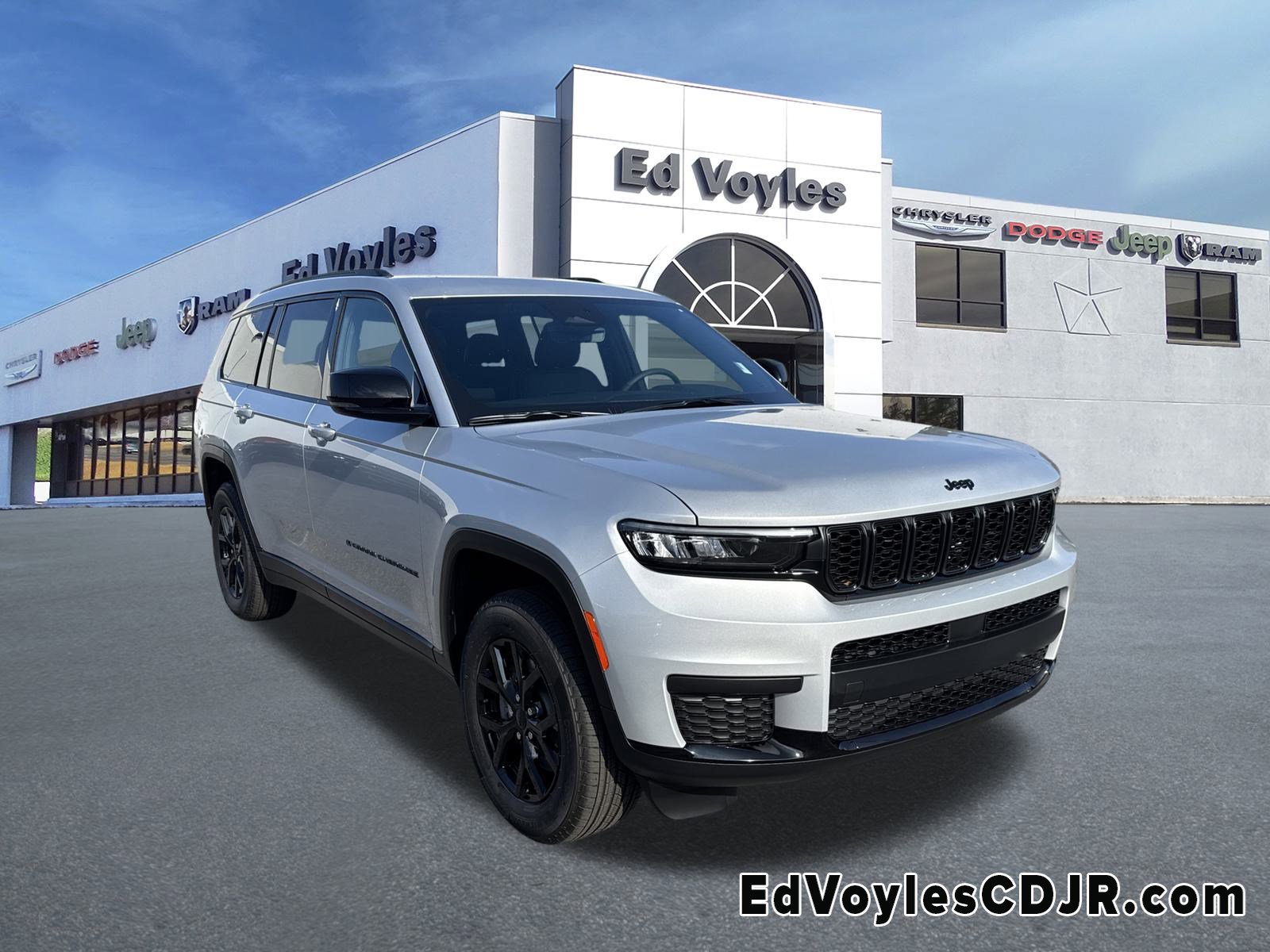 2025 Jeep Grand Cherokee L Altitude's photo