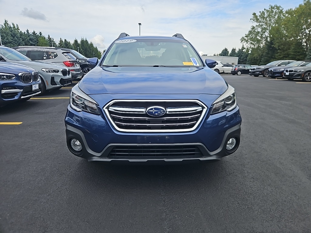 2019 Subaru Outback 2.5i Limited photo 2
