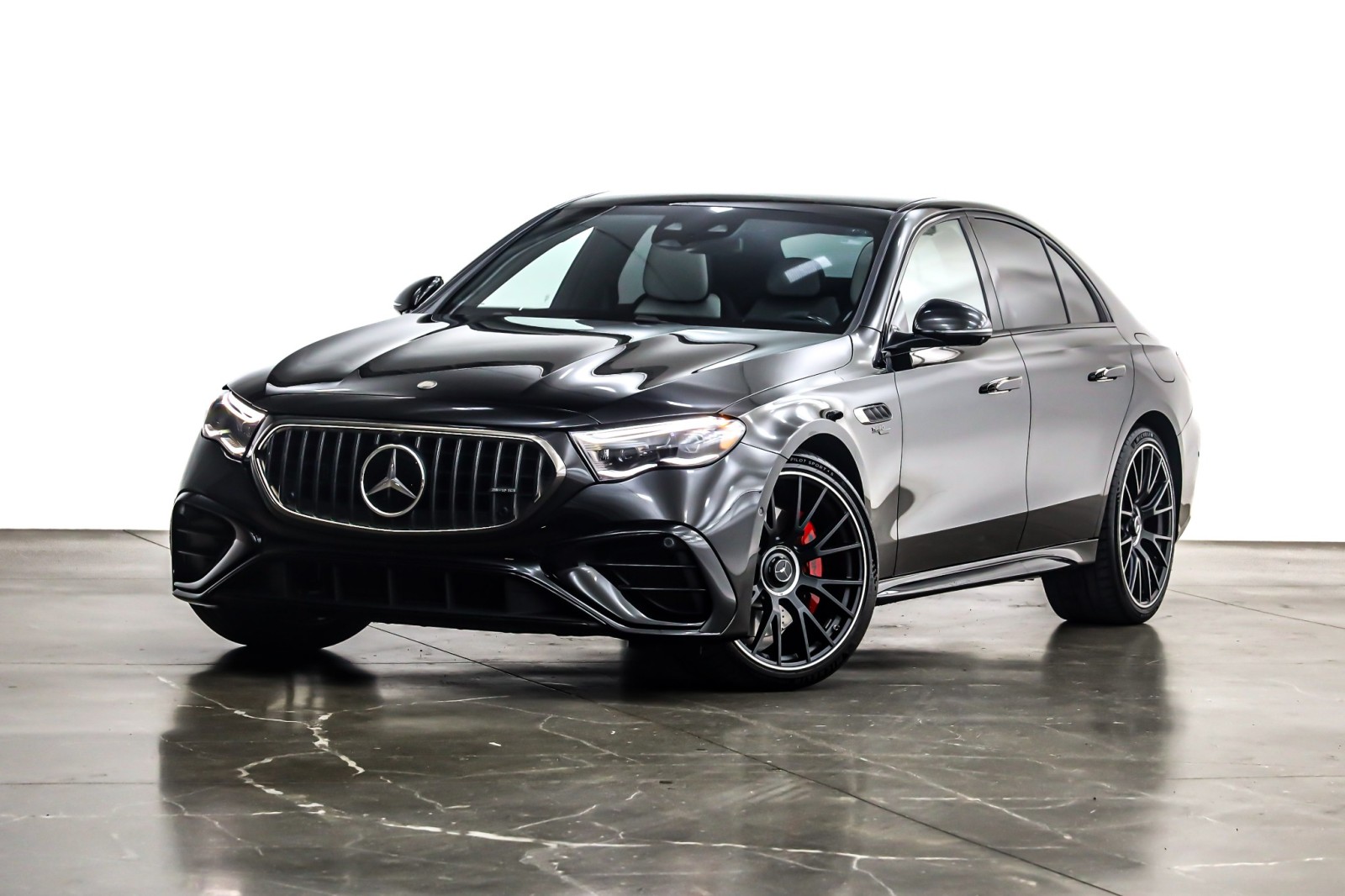 2025 Mercedes-Benz E-Class AMG E53's photo