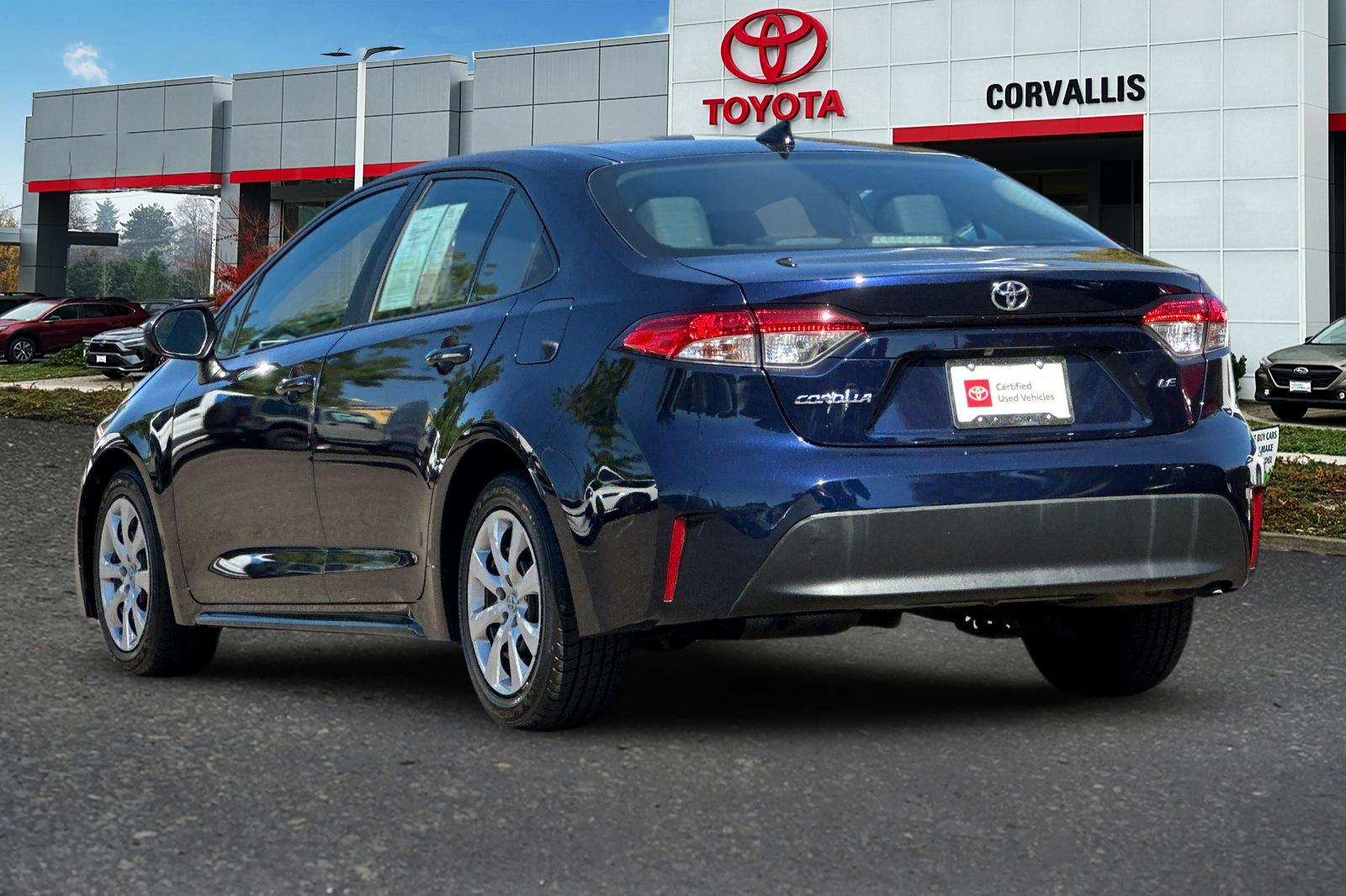2023 Toyota Corolla LE photo 5