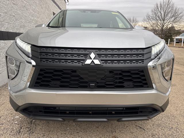 2025 Mitsubishi Eclipse Cross ES photo 8