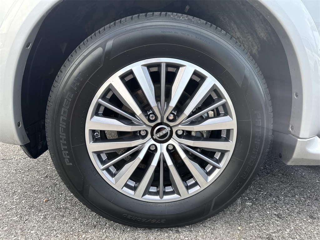 2021 Nissan Armada SL photo 14
