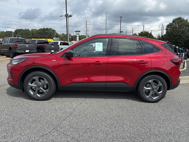 2026 Ford Escape ST-Line photo 7