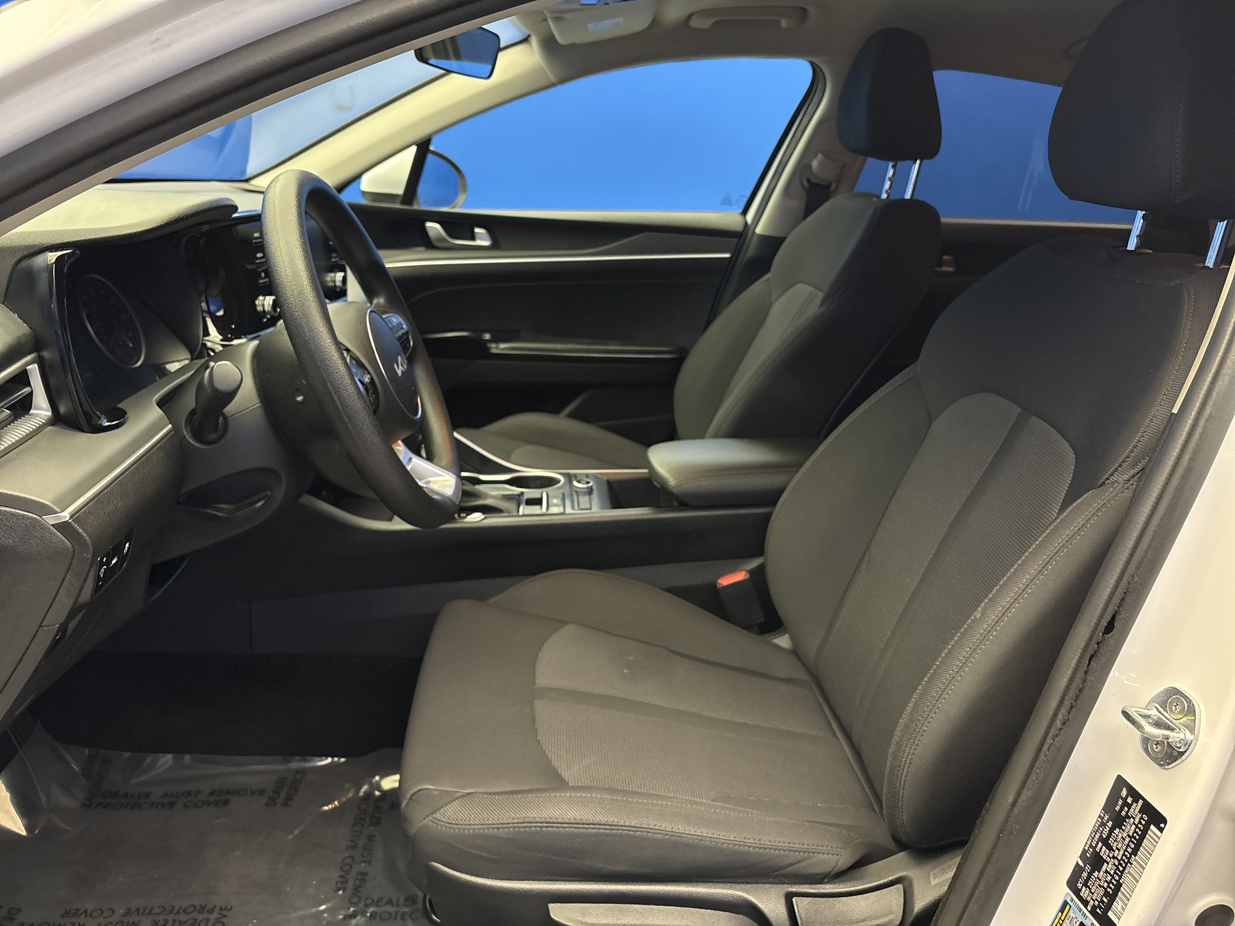 2022 Kia K5 LXS photo 9