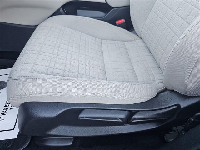 2025 Honda HR-V LX photo 18