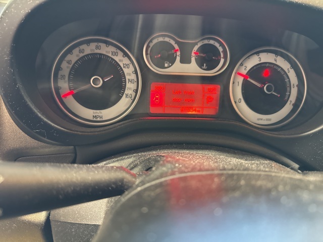 2014 Fiat 500L Trekking photo 10