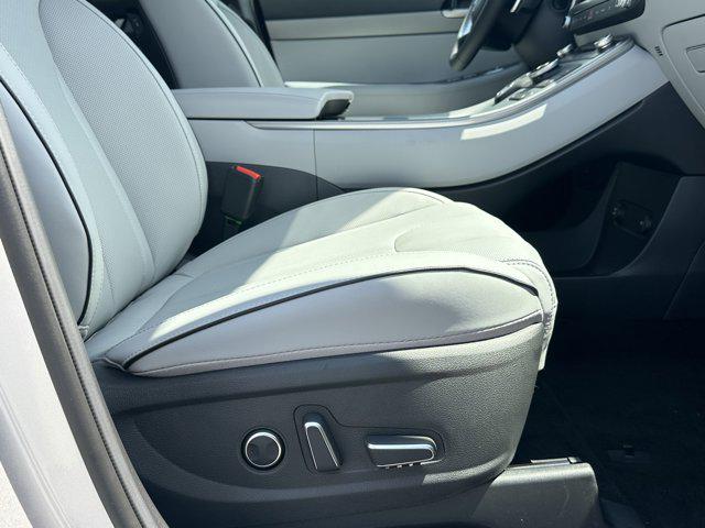 2025 Hyundai Palisade SEL photo 10