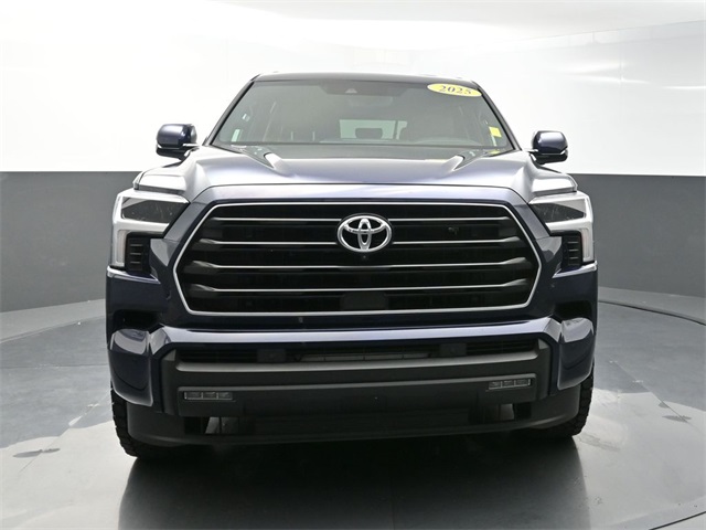 2025 Toyota Sequoia SR5 photo 2