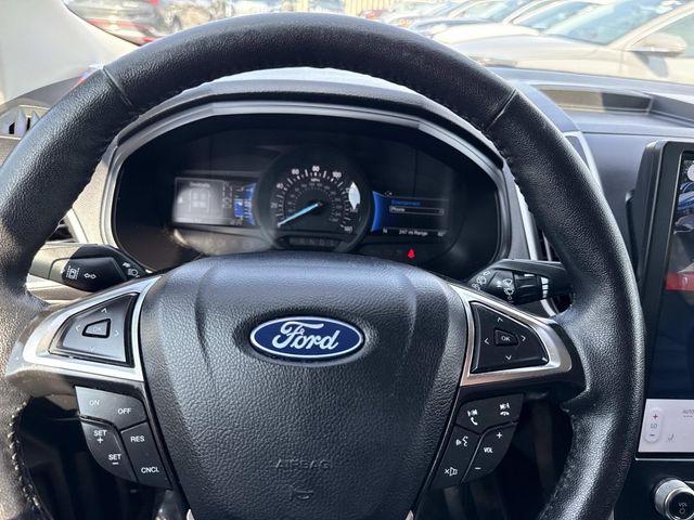 2024 Ford Edge SEL photo 23