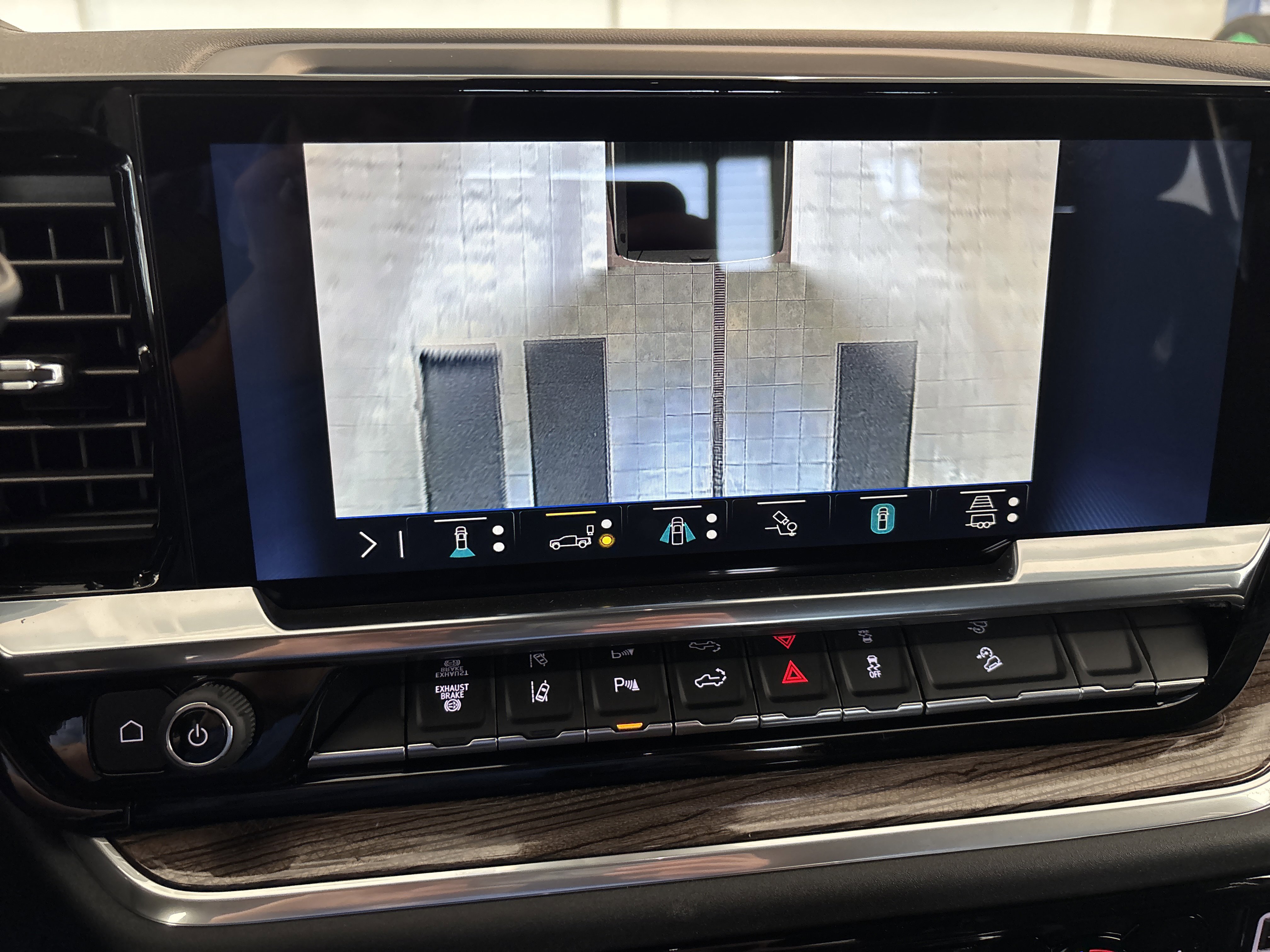 2026 Chevrolet Silverado 2500HD LT photo 2