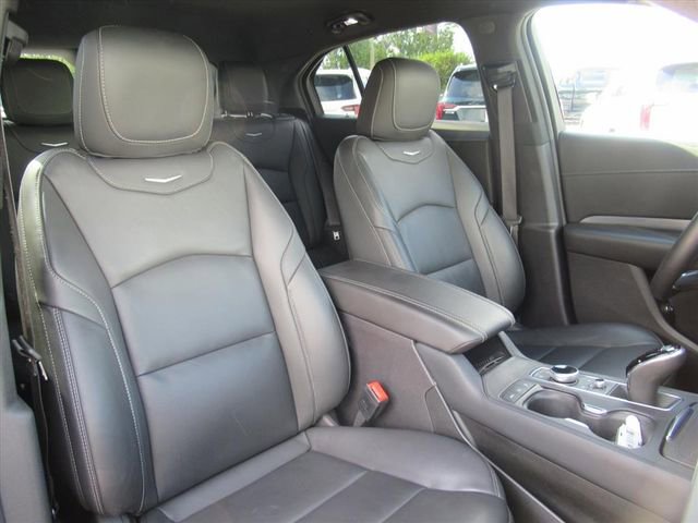 2025 Cadillac XT4 Premium Luxury photo 10
