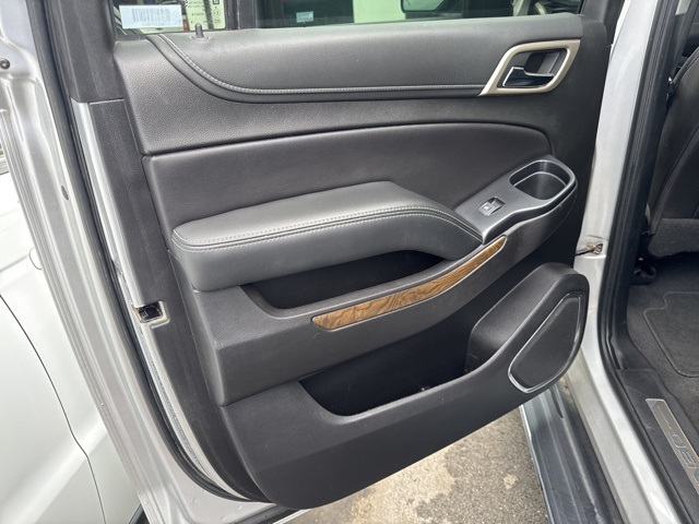Used 2020 Silver GMC Denali image 13