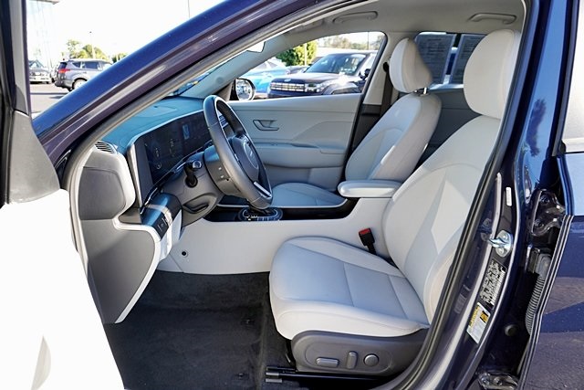 Used 2025 Blue Hyundai SEL image 13