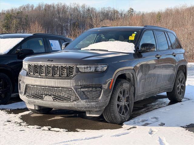 2024 Jeep Grand Cherokee Altitude's photo