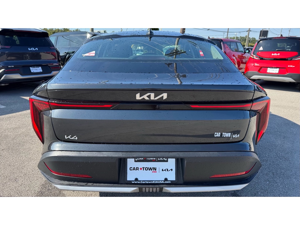2025 Kia K4 LXS photo 4