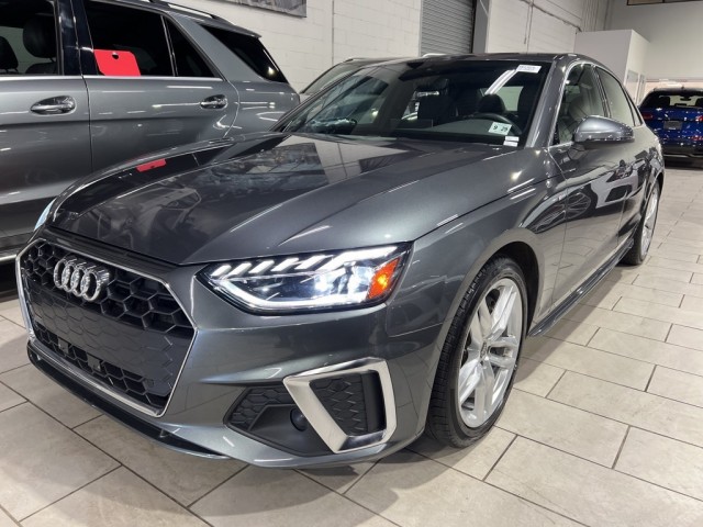 2024 Audi A4 45 S line Premium