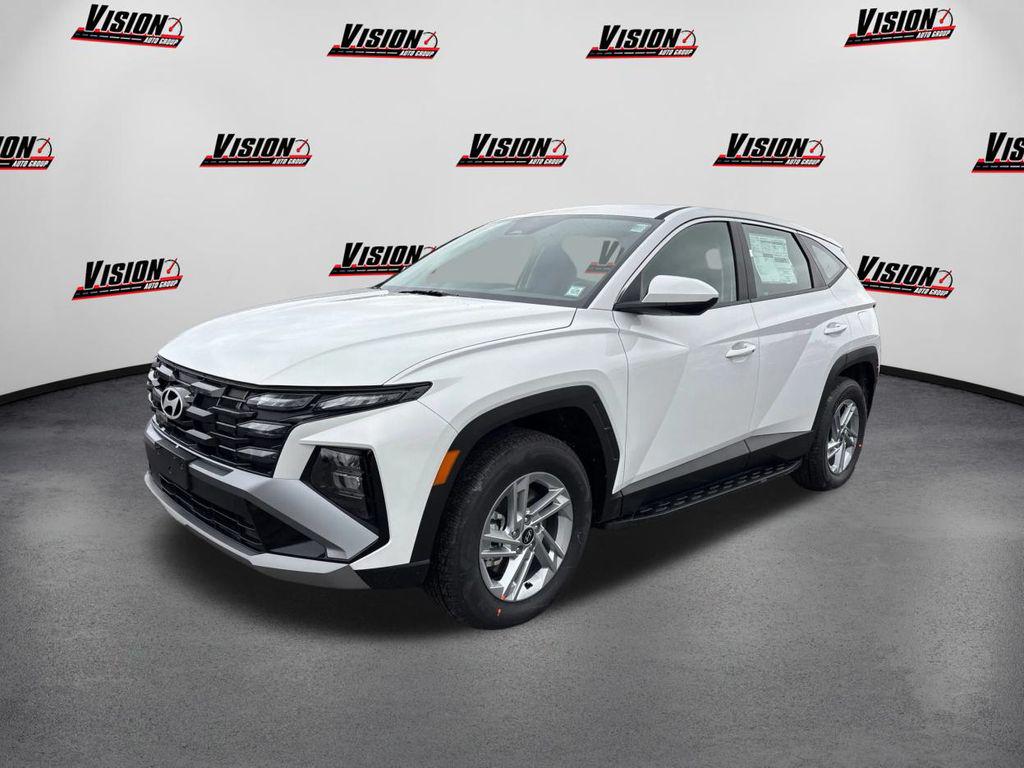 2026 Hyundai Tucson SE's photo