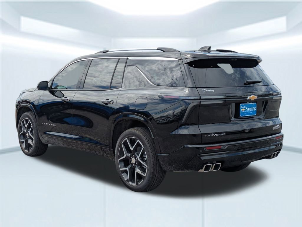 2026 Chevrolet Traverse High Country photo 2