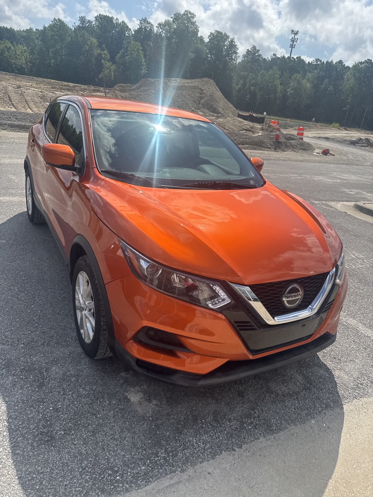 2021 Nissan Rogue Sport S photo 3