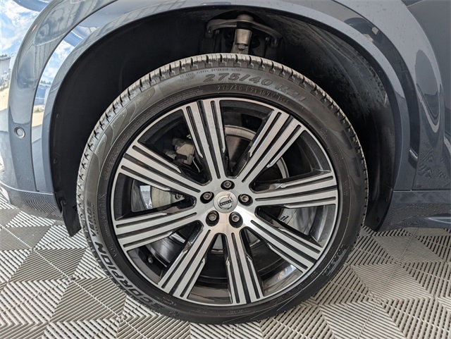 2024 Volvo XC90 B5 Plus photo 18
