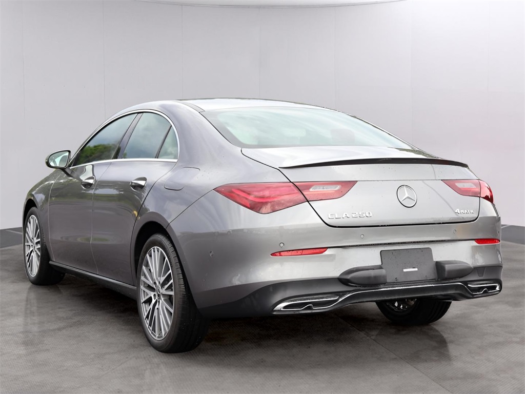 2024 Mercedes Benz CLA 250 4MATIC photo 7