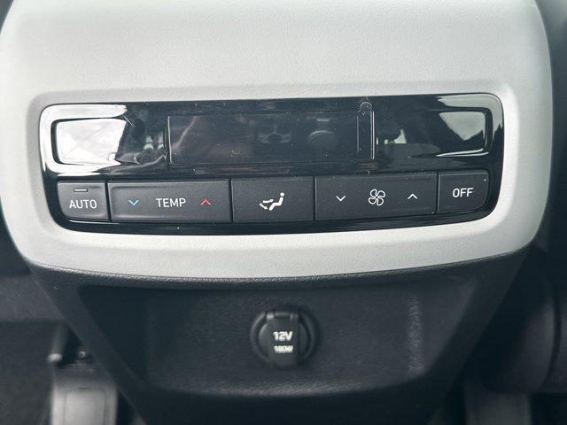 2025 Hyundai Palisade SEL photo 20
