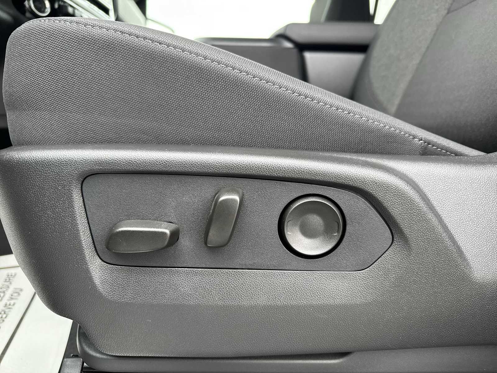 2026 Chevrolet Silverado 1500 LT photo 11