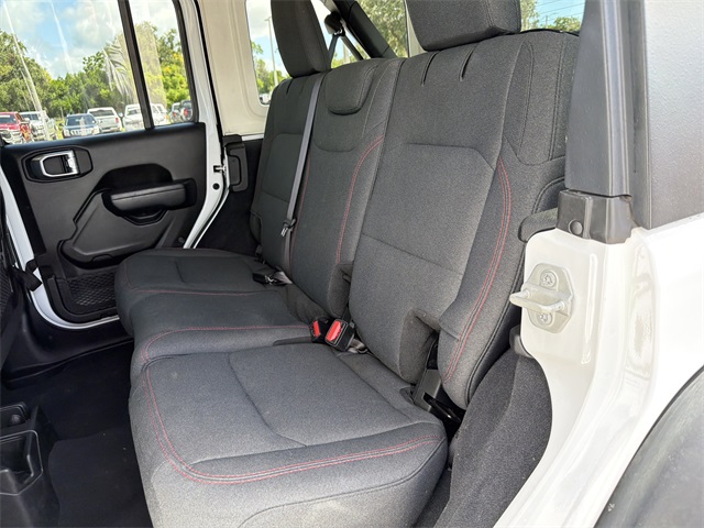 2024 Jeep Wrangler Rubicon photo 4