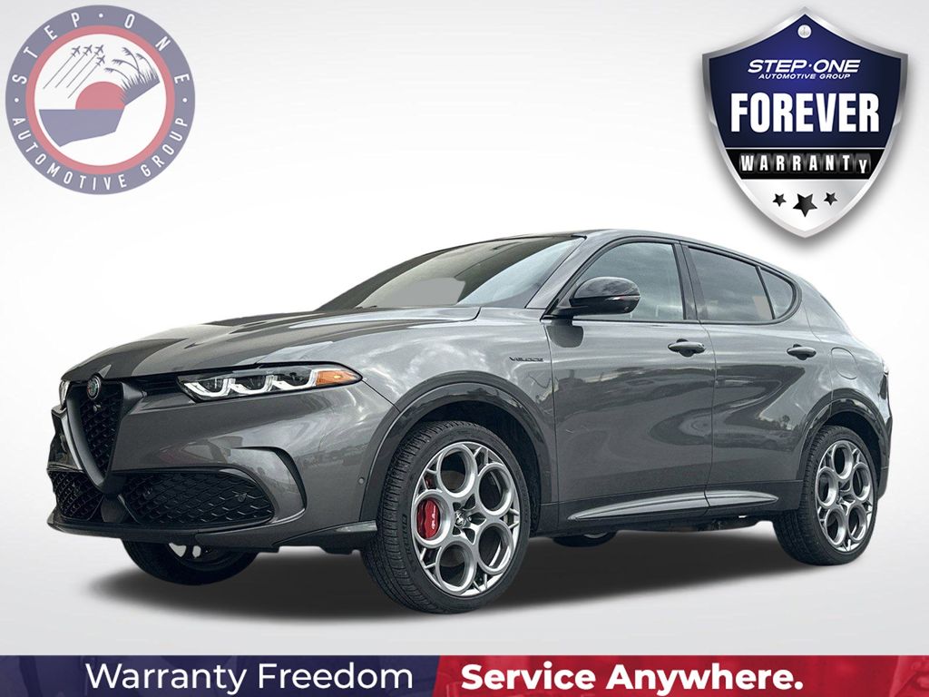 2024 Alfa Romeo Tonale Veloce's photo