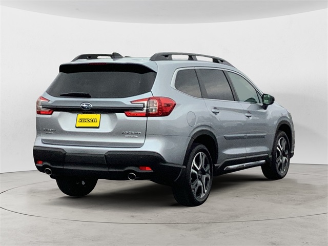 2025 Subaru Ascent Limited photo 4