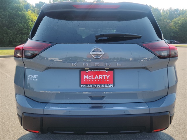 2026 Nissan Rogue SV photo 4