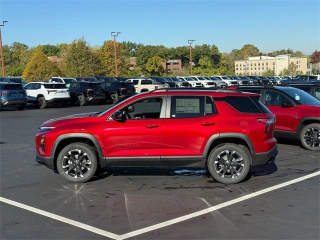 2026 Chevrolet Equinox RS photo 2