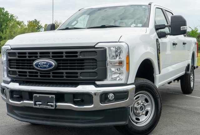 2023 Ford F-250 Super Duty XL's photo