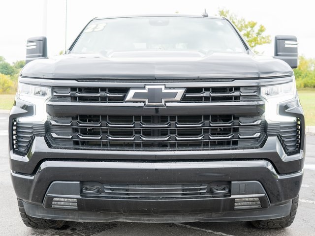 2023 Chevrolet Silverado 1500 RST photo 3