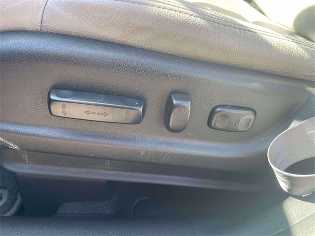 2016 Honda CR-V EX-L photo 17