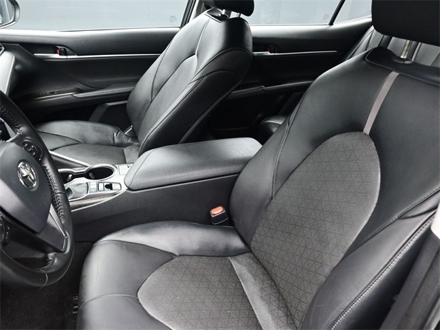 2023 Toyota Camry XSE photo 18