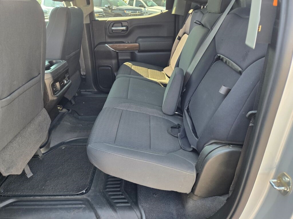 2020 Chevrolet Silverado 1500 RST photo 11