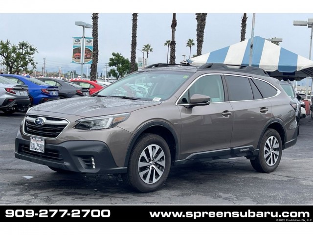 2021 Subaru Outback Premium's photo
