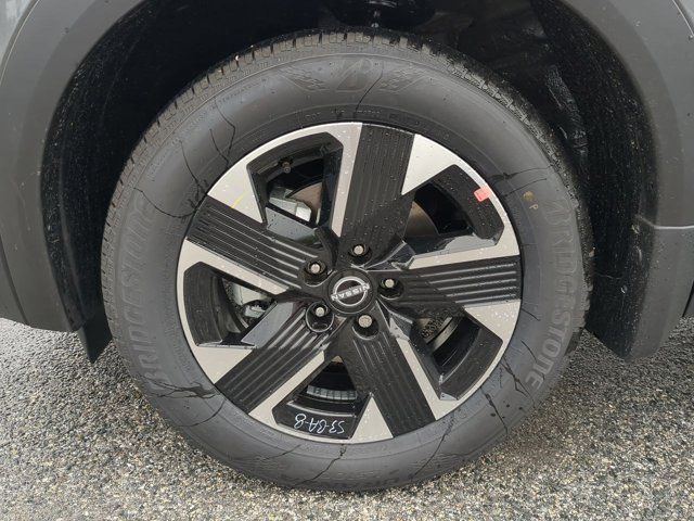 2025 Nissan Kicks SV photo 4