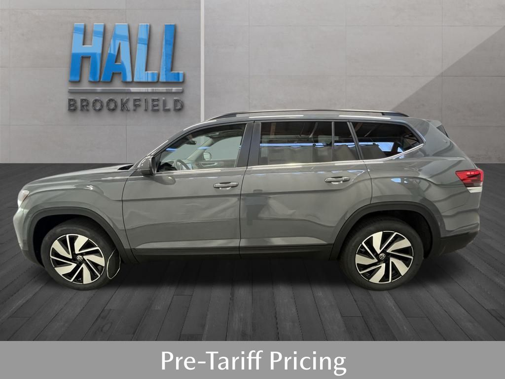 2025 Volkswagen Atlas SE Technology photo 2