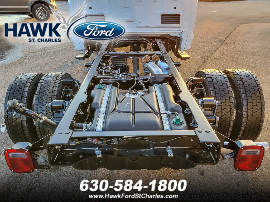 2026 FORD F-450 - Image 13