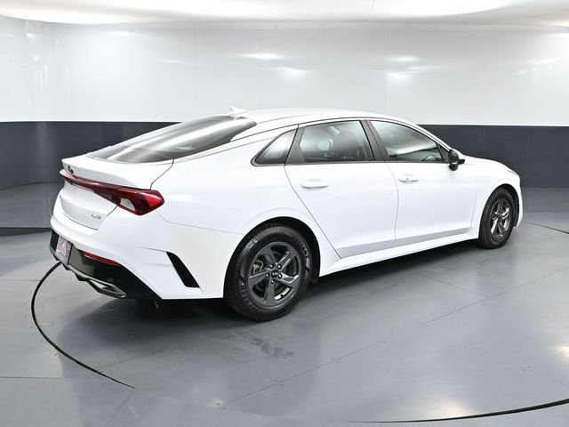 2021 Kia K5 LXS photo 3