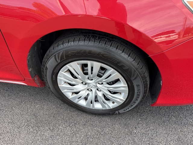 2014 Toyota Camry L photo 8