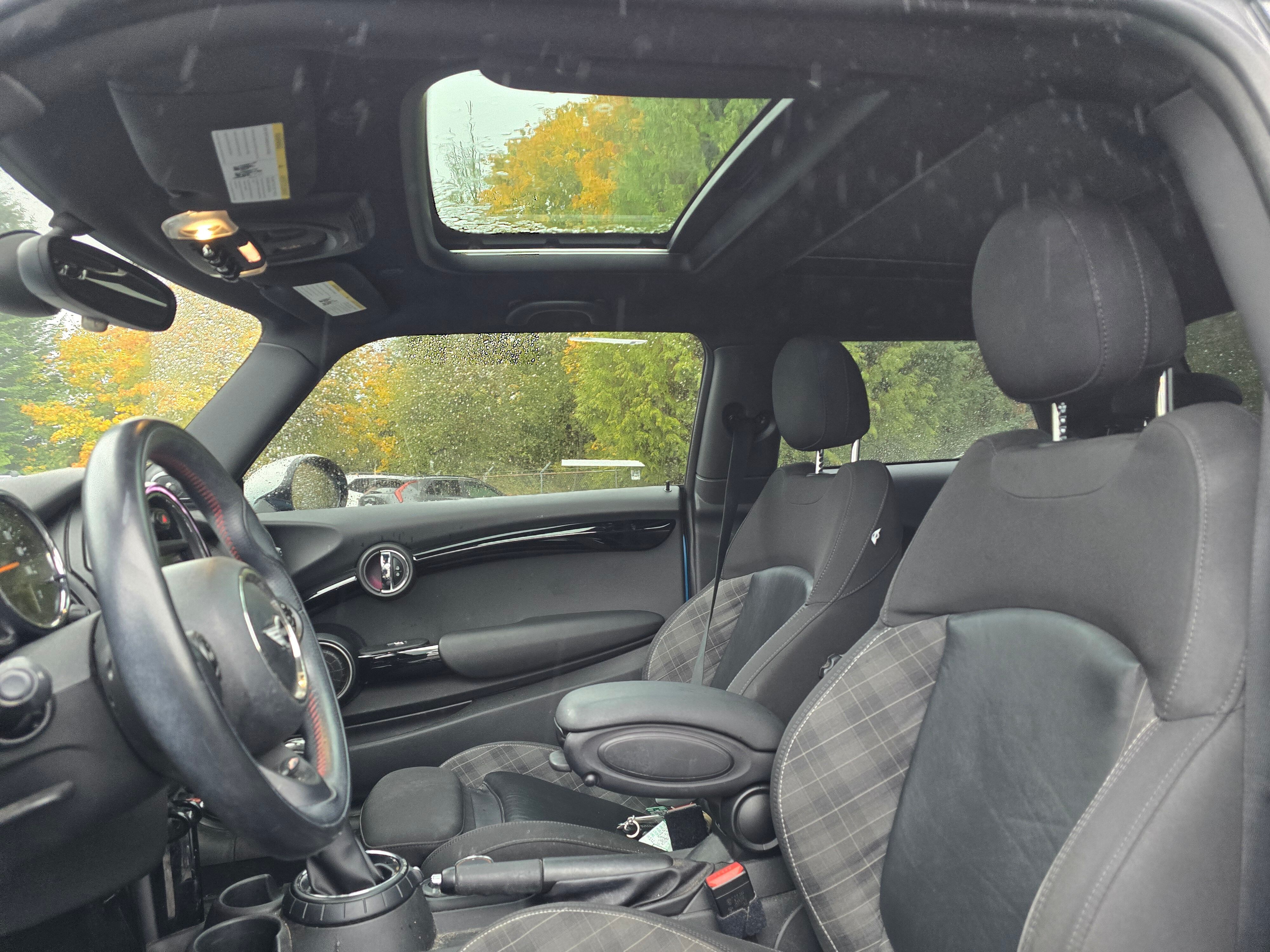 Used 2015 MINI Cooper S with VIN WMWXP7C57F2A37439 for sale in Olympia, WA