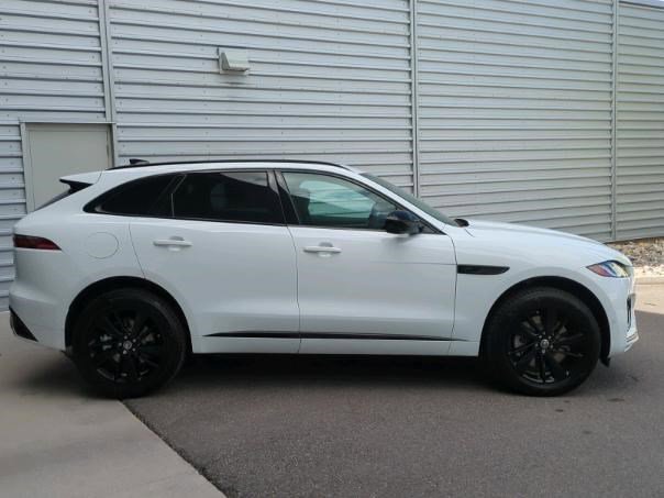 2026 Jaguar F-PACE P400 R-Dynamic S photo 4