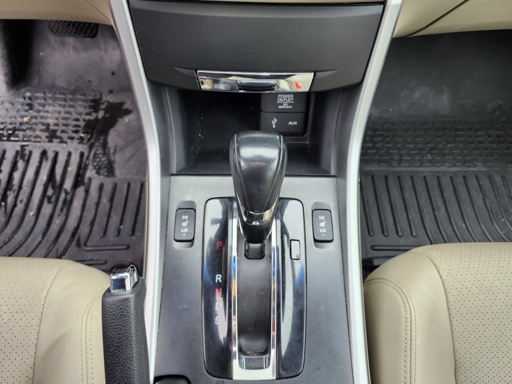 2013 Honda Accord EX-L photo 17