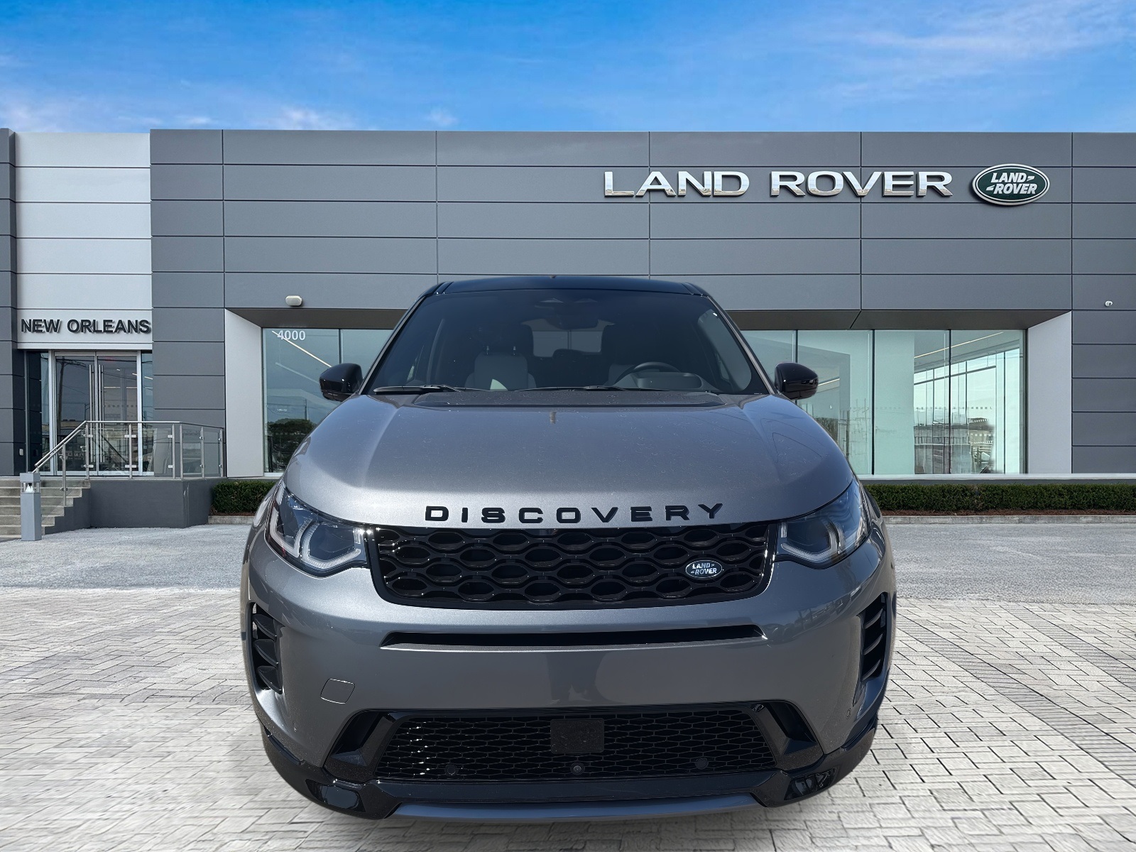 2025 Land Rover Discovery Sport SE photo 4