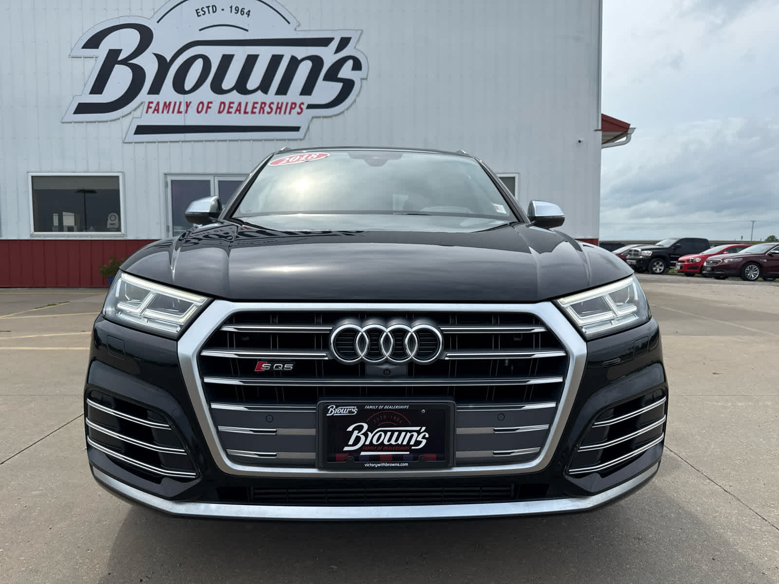 2018 Audi SQ5 Prestige photo 2